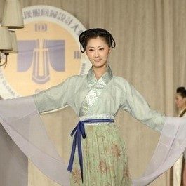 Оптовый поставщик: Женская одежда из Китая | База поставщиков на Qoovee