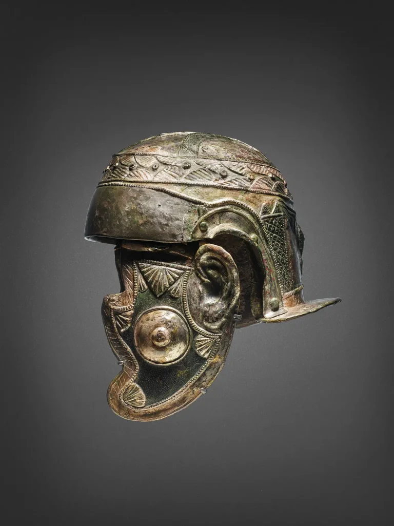 Шлемы античного мира